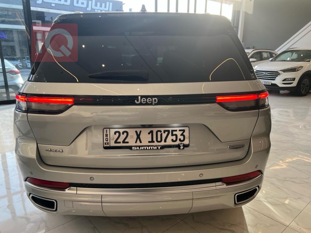 جيب جراند شيروكي